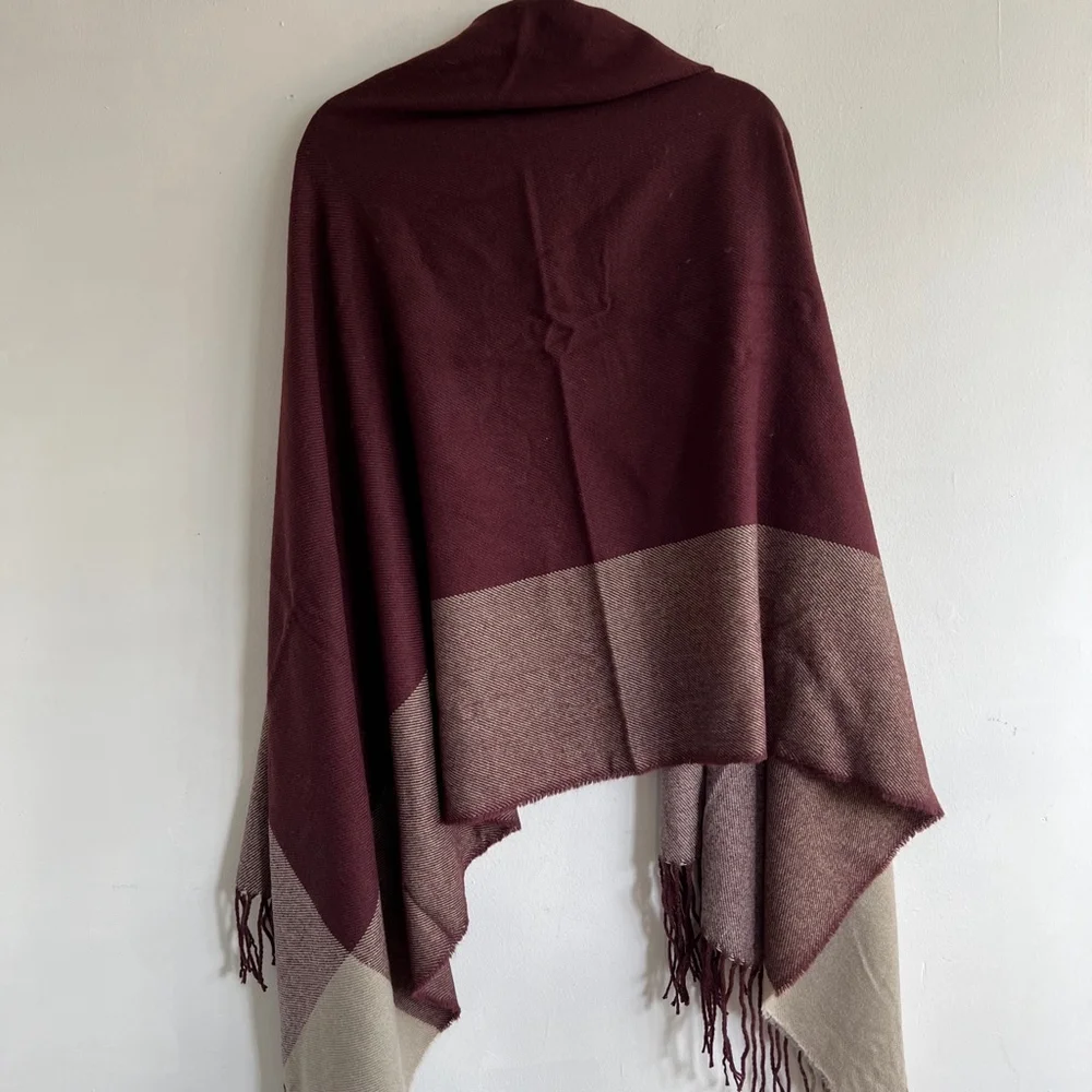 Women's by harve benard Burgundy & Beige One Size Scarf